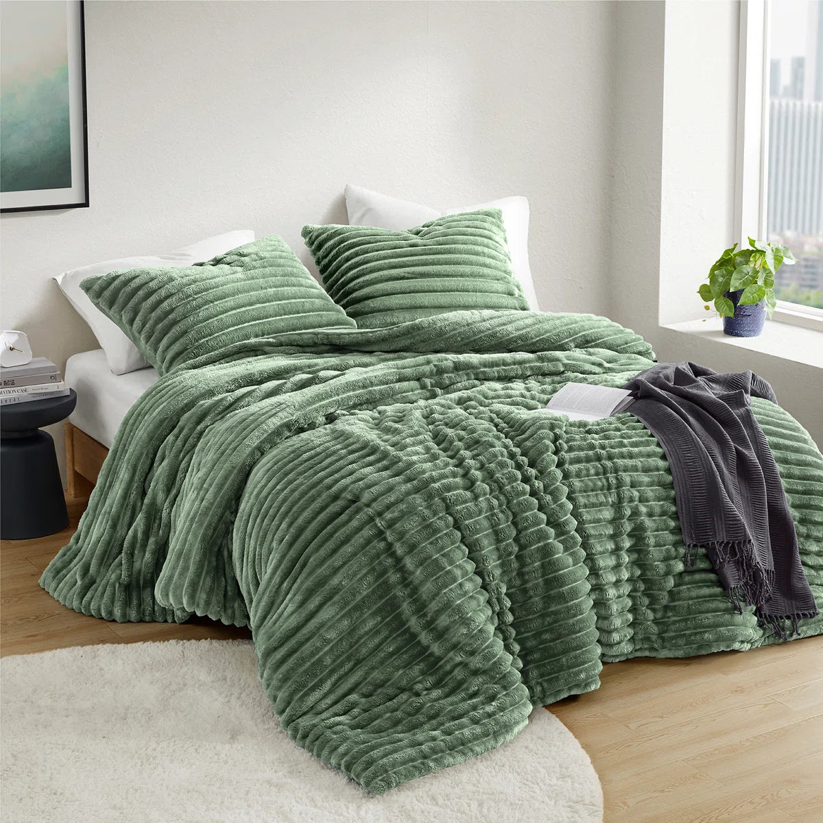 Avril Fluffy Ribbed Plush Comforter Set