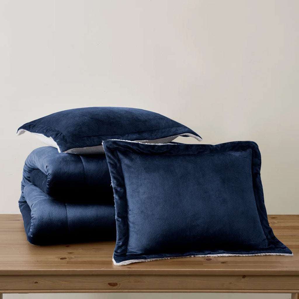 Ultra Plush Reversible Micro-Mink and Sherpa 3-Piece Comforter Set